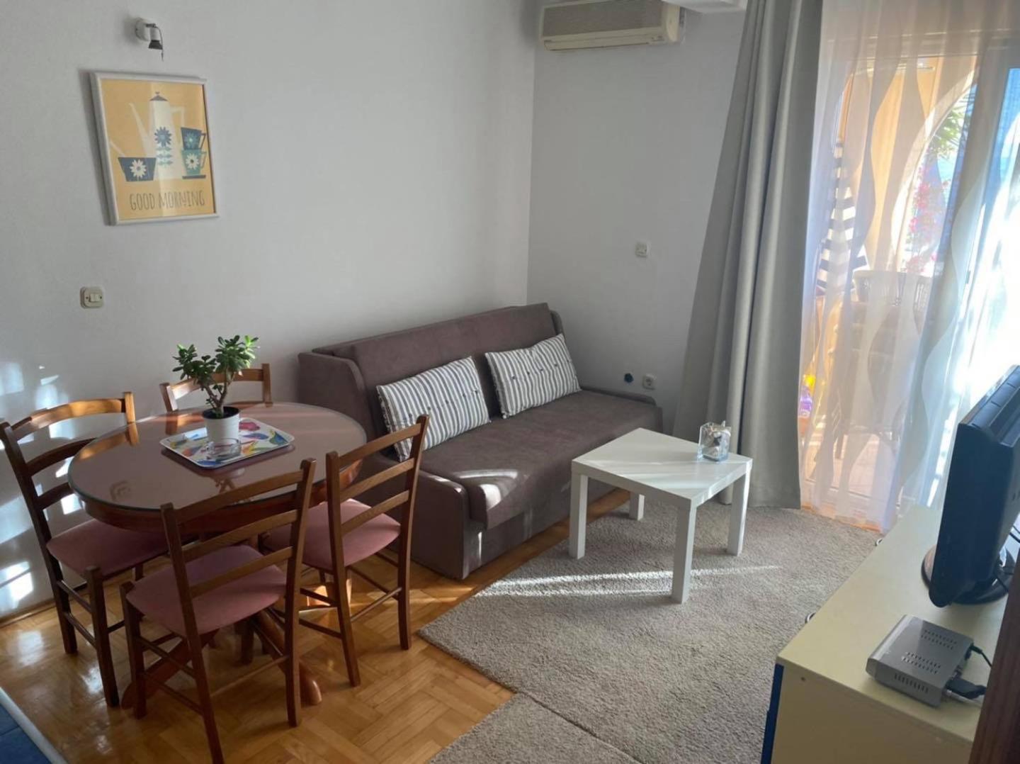 פודגורה Villa Spomenka מראה חיצוני תמונה