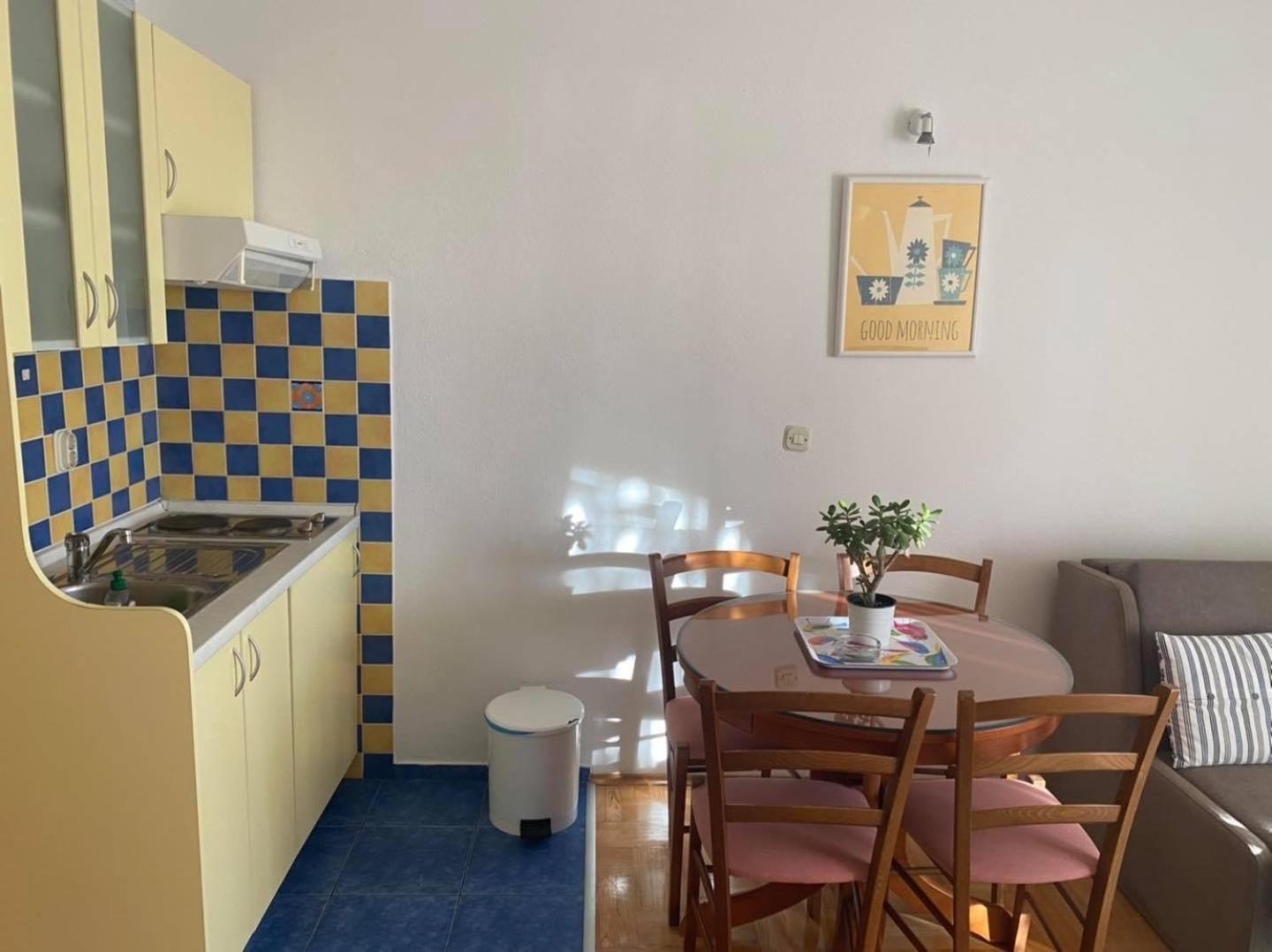 פודגורה Villa Spomenka מראה חיצוני תמונה