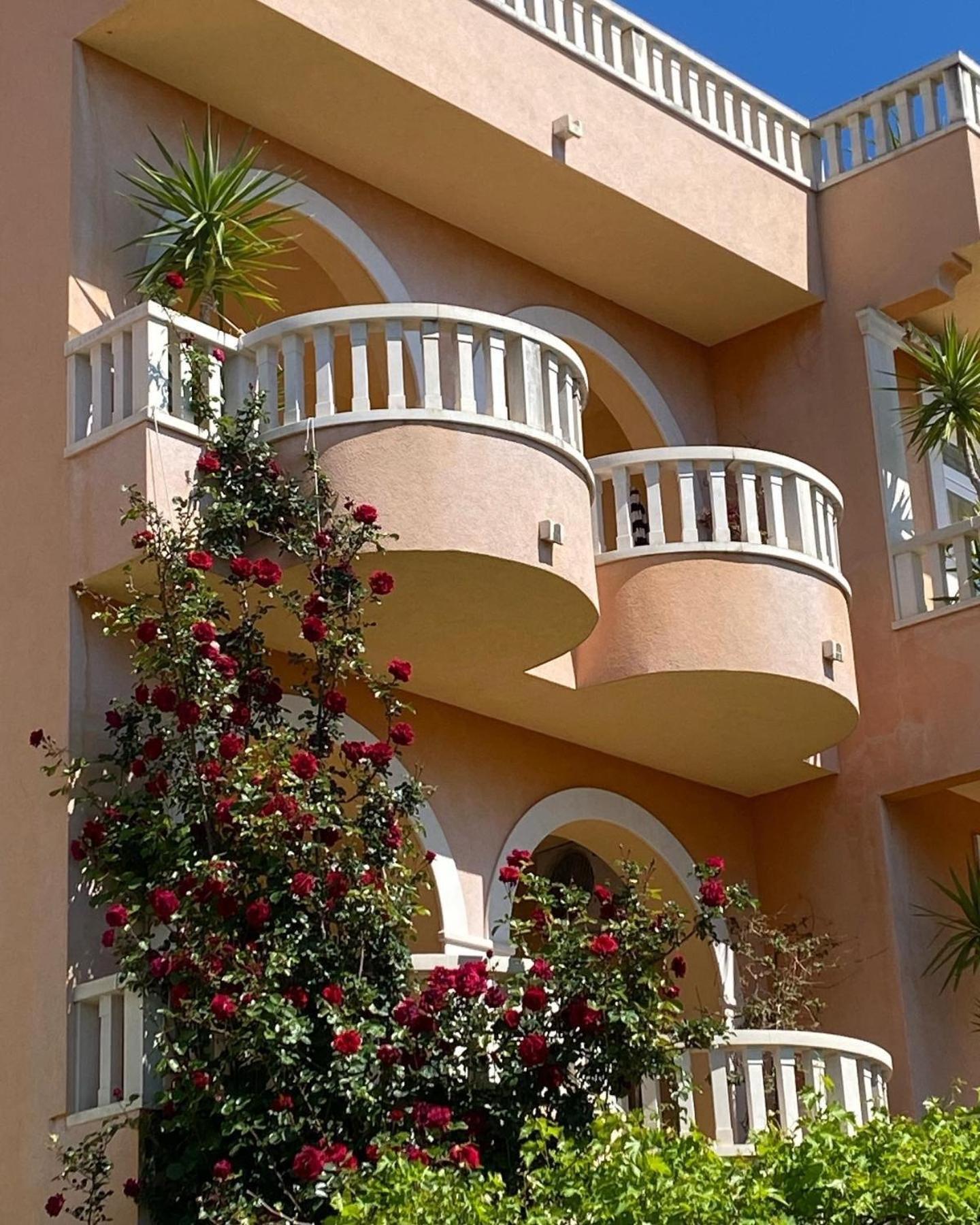 פודגורה Villa Spomenka מראה חיצוני תמונה